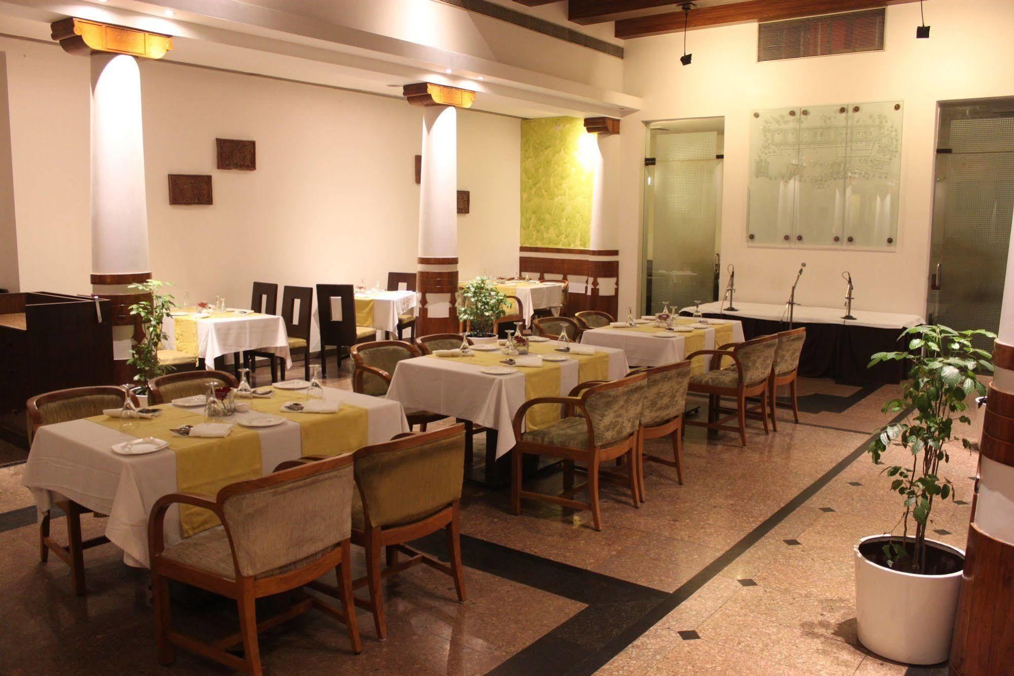 Hotel Maurya Patna Patna (Bihar) Exterior foto